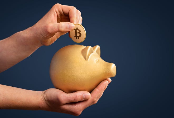 Scammers are trying to steal your savings, as the cryptocurrency craze continues in 2021. The Federal Trade Commission said some victims lost money to those impersonating real players in the industry.